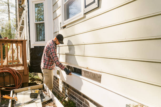 Top rated local Storm Damage Siding Repair specialists in Greenville, IN